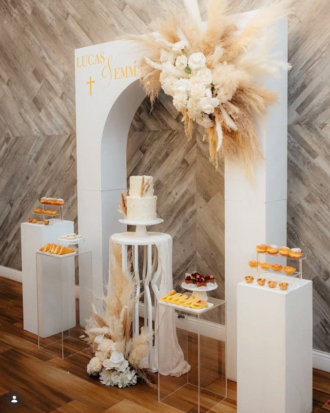 Wooden Rectangular Pedestal – Large | Rental rental in Ottawa