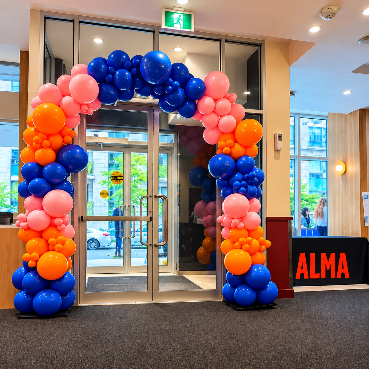 ALMA Organic Balloon Arch
