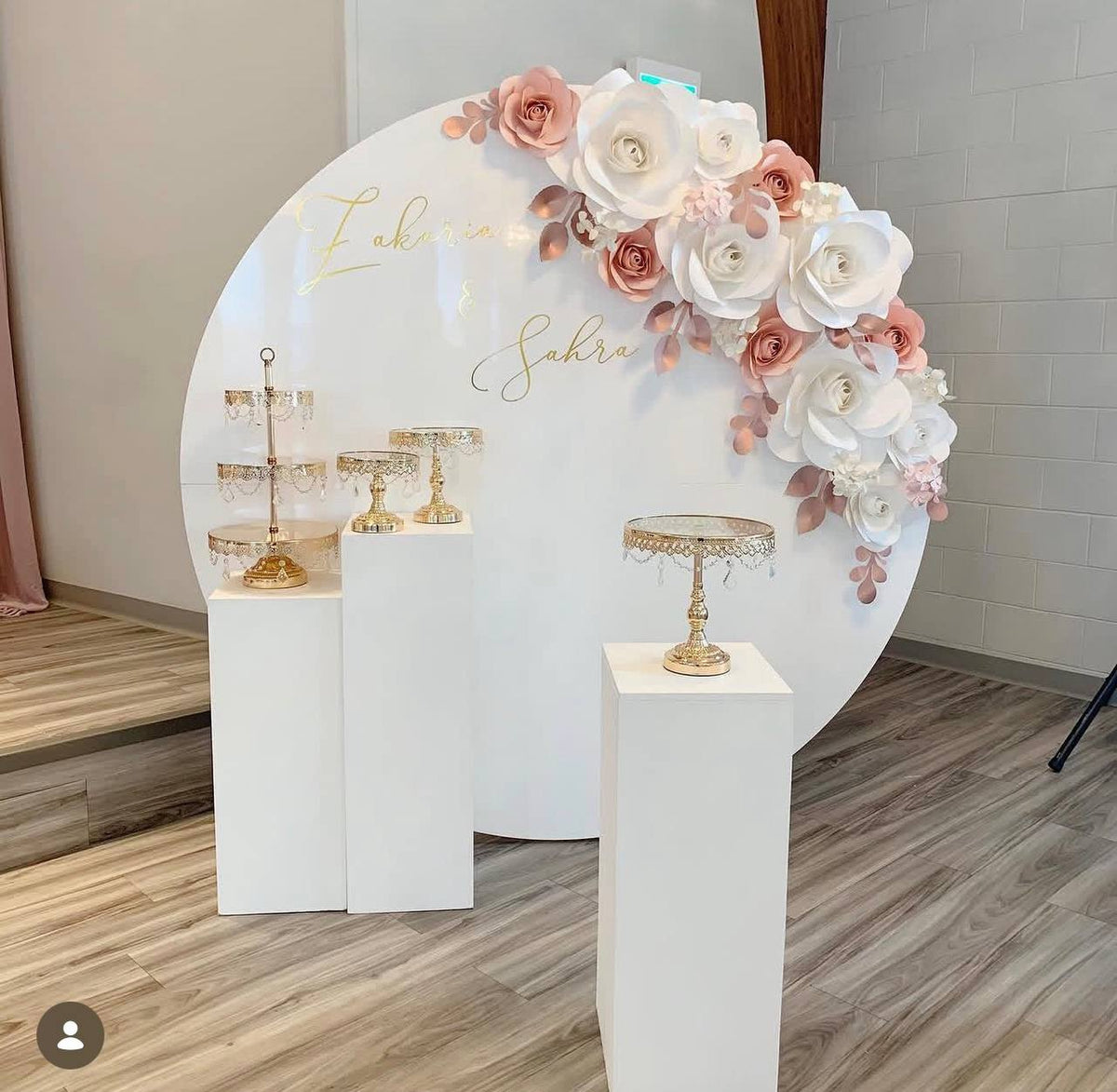 Medium Round Acrylic Backdrop rental in Ottawa