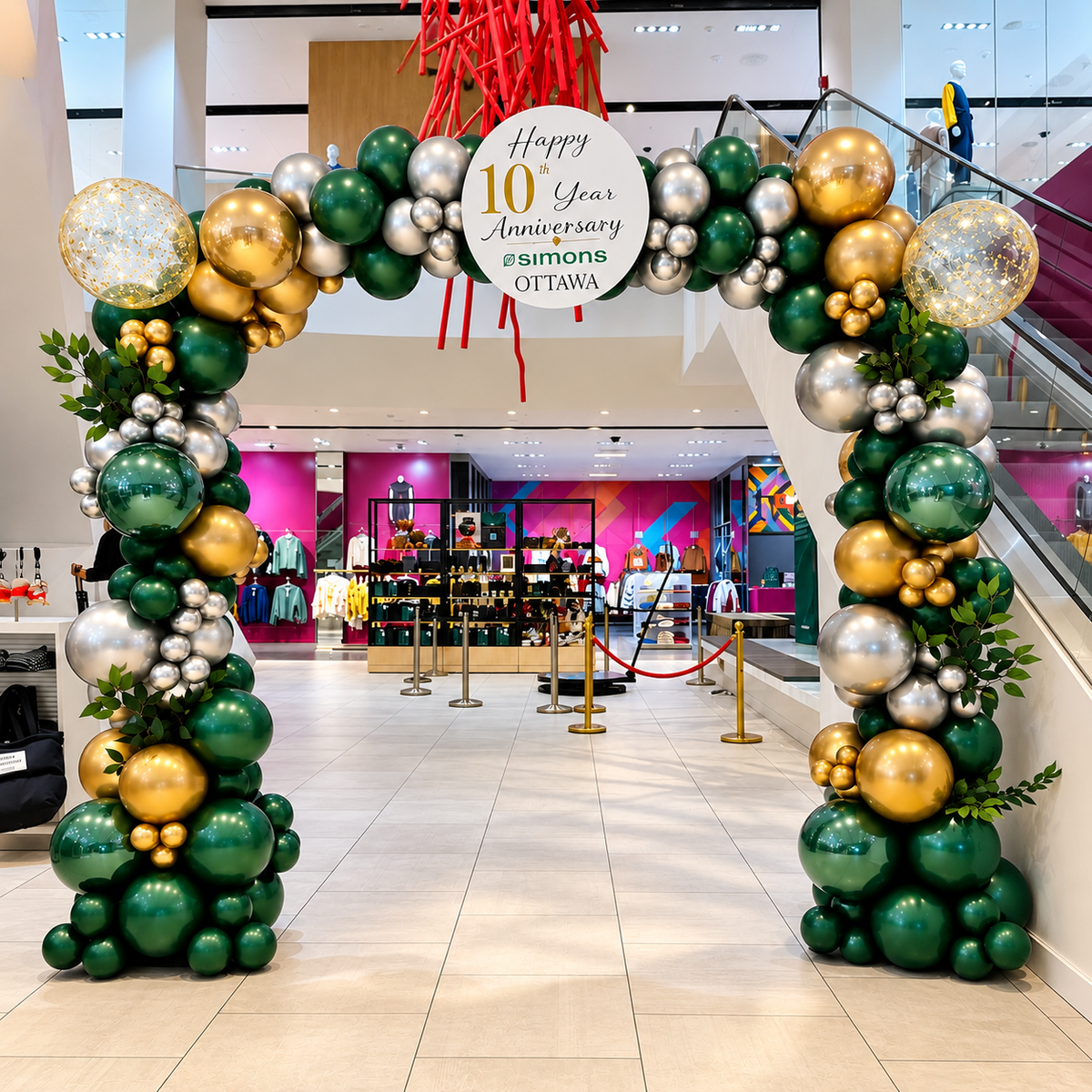 Simons 10-Year Anniversary Organic Balloon Arch